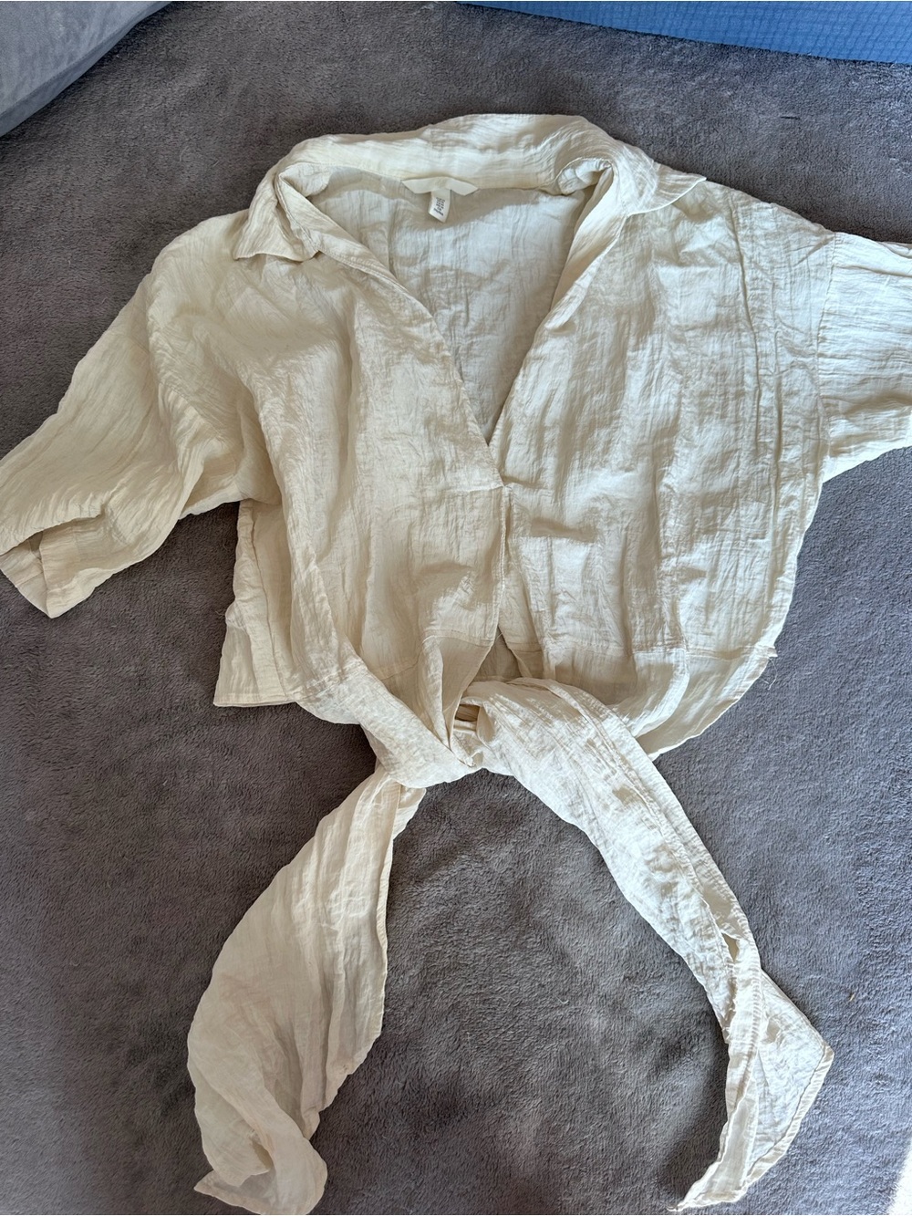 H&M tie crop shirt medium